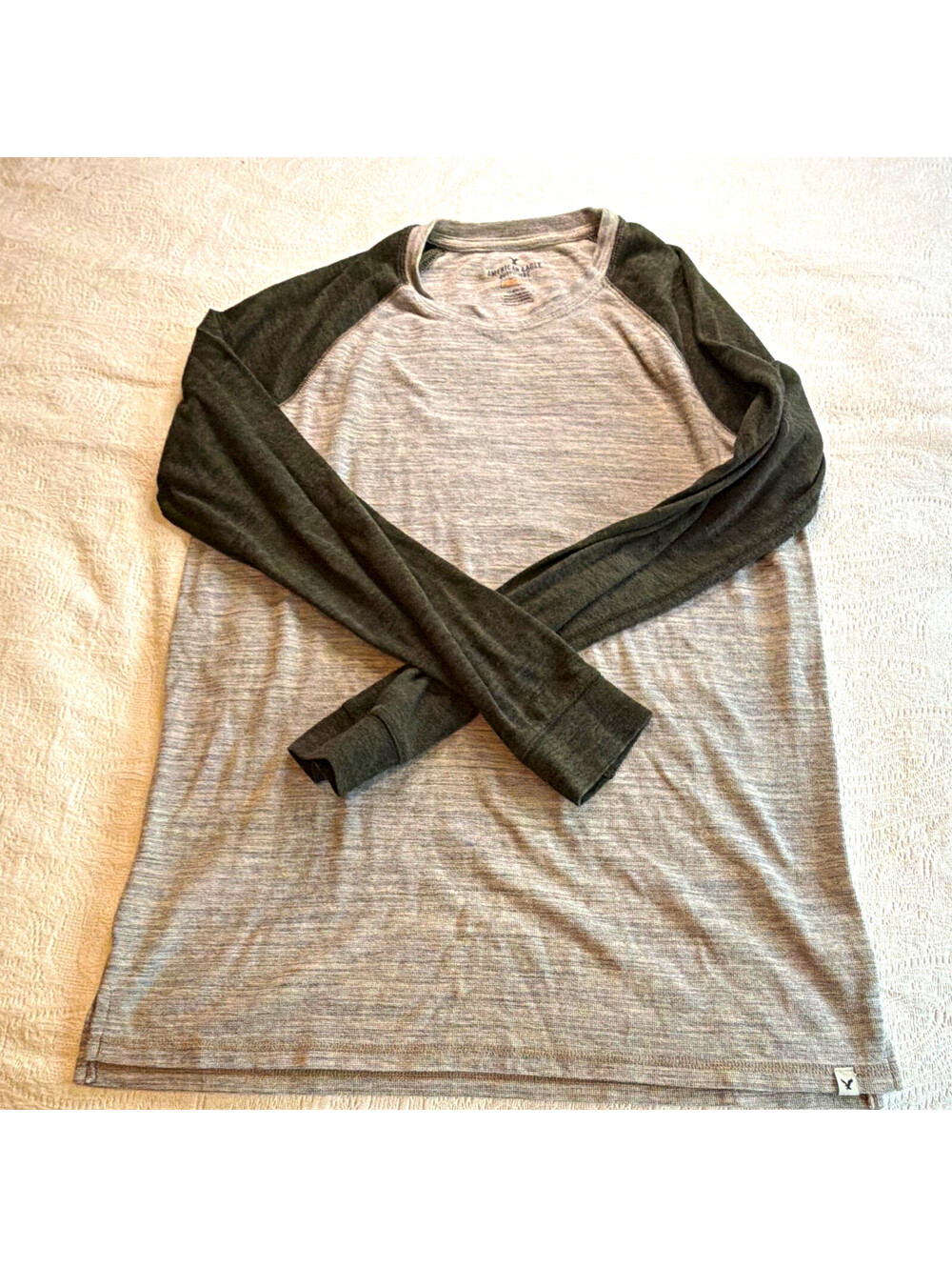 American Eagle Outfitters Active Flex Men’s S Gray Colorblock Crew Neck Tee
